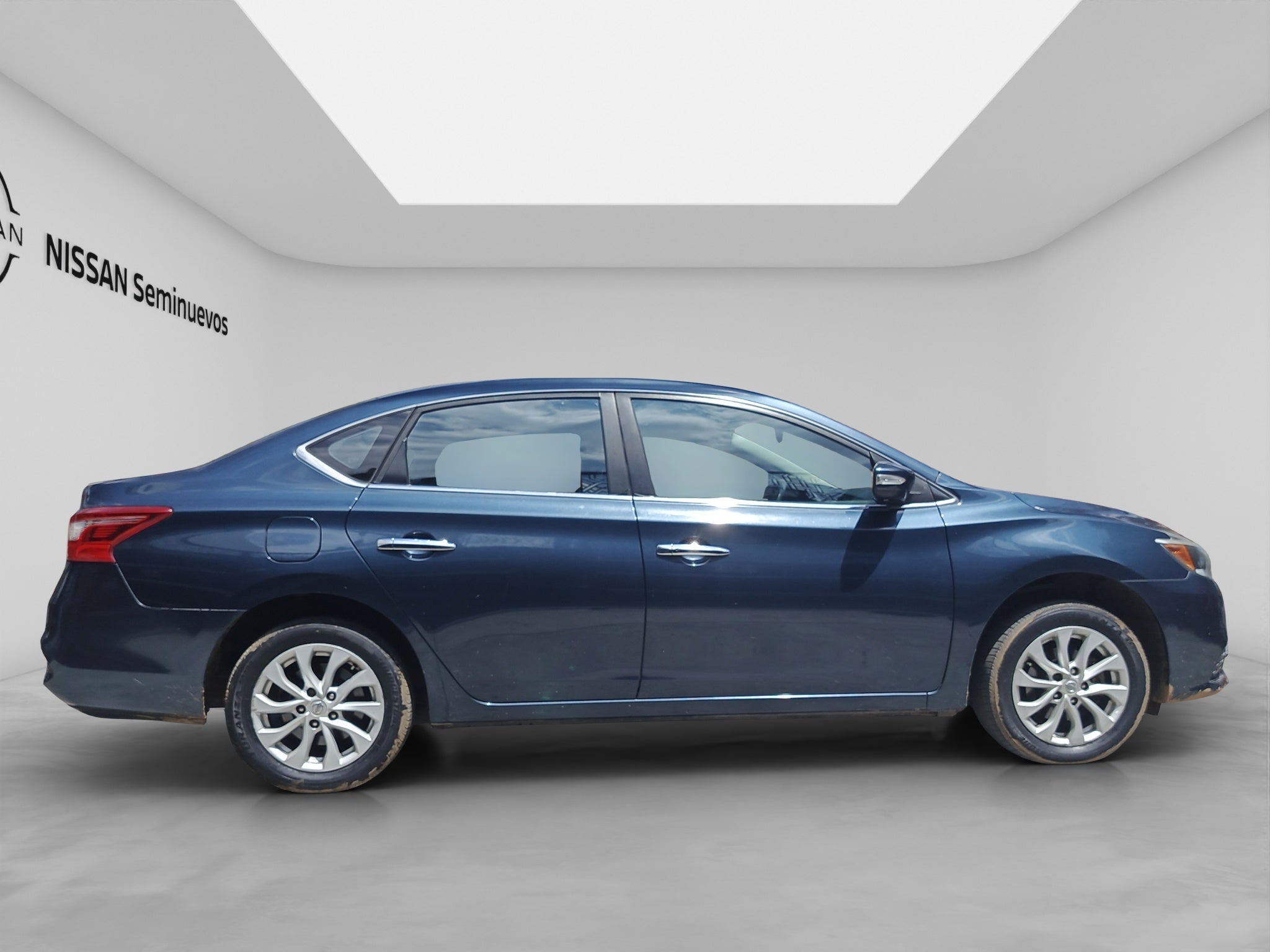 2018 Nissan SENTRA 4 PTS ADVANCE AAC F NIEBLA RA-16CVT