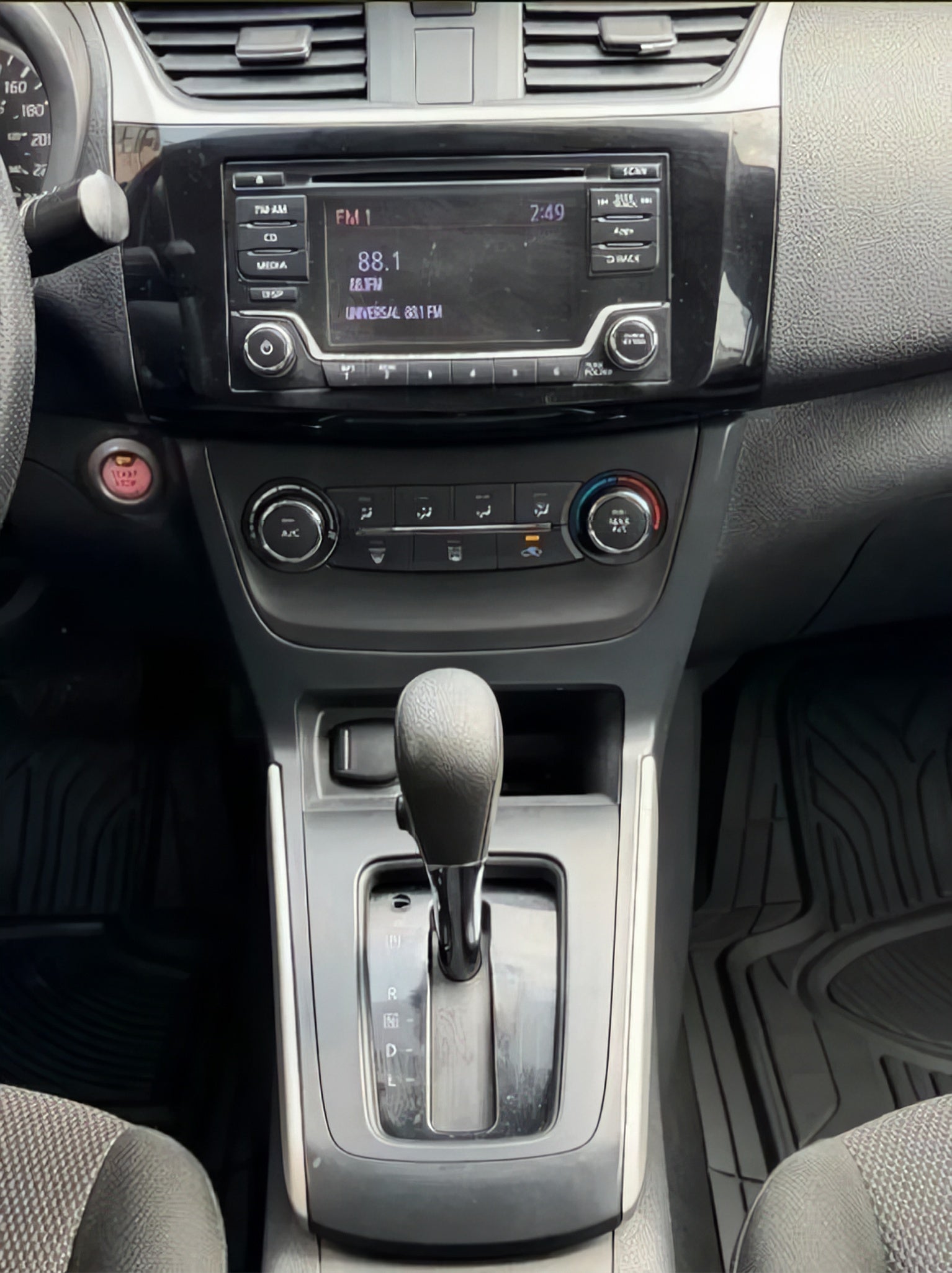 2019 Nissan SENTRA 4 PTS ADVANCE AAC F NIEBLA RA-16CVT