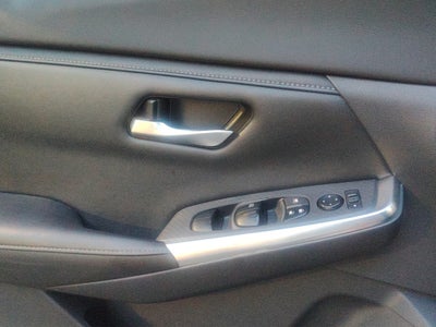 2023 Nissan SENTRA 4 PTS SR PLATINUM CVT AAC AUT ASTOS DEPORTIVOS BOSE PIEL NEGRA QC F LED RA-18
