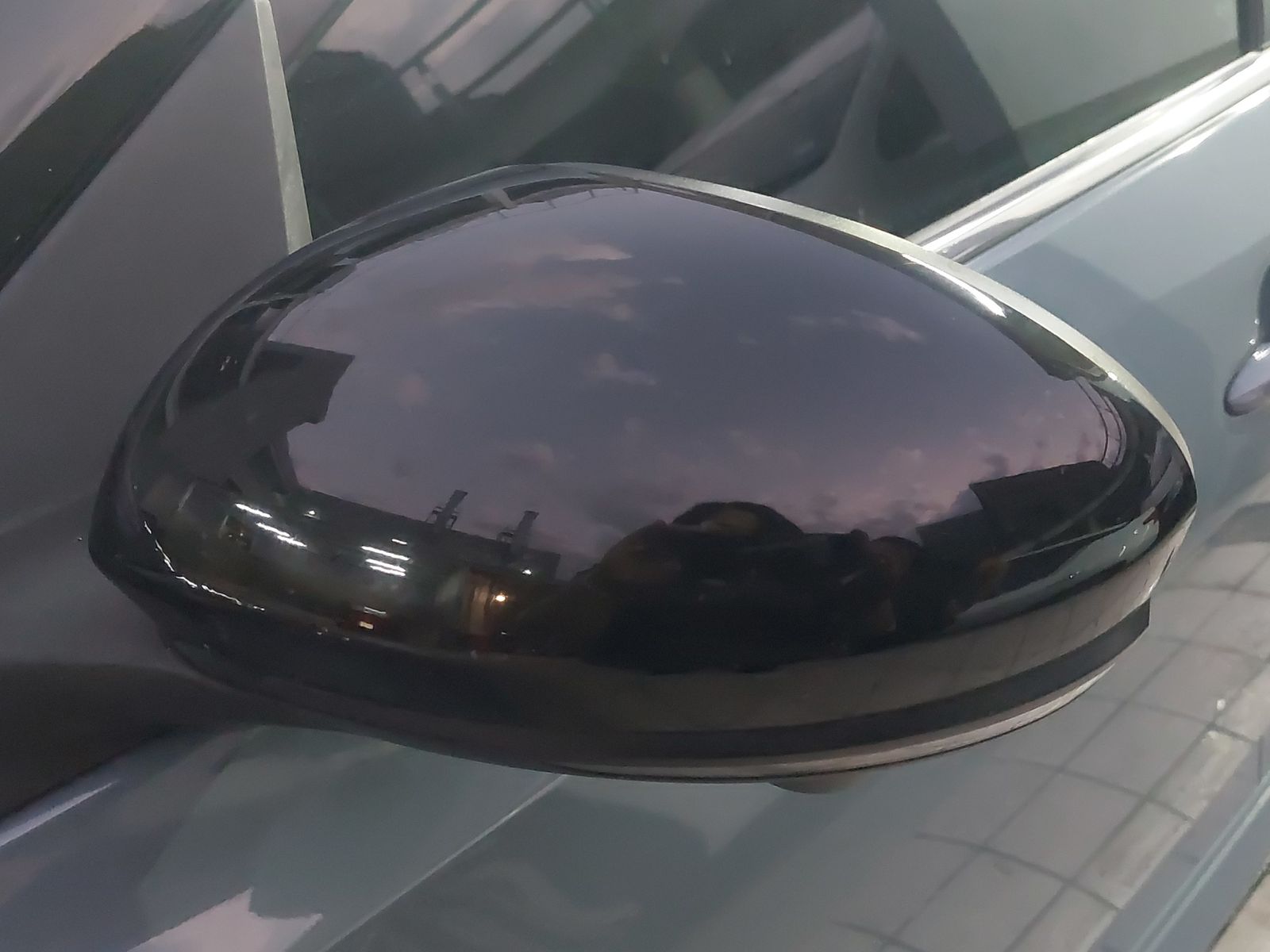 2024 Nissan SENTRA 4P SR BI-TONO L42.0 AUT