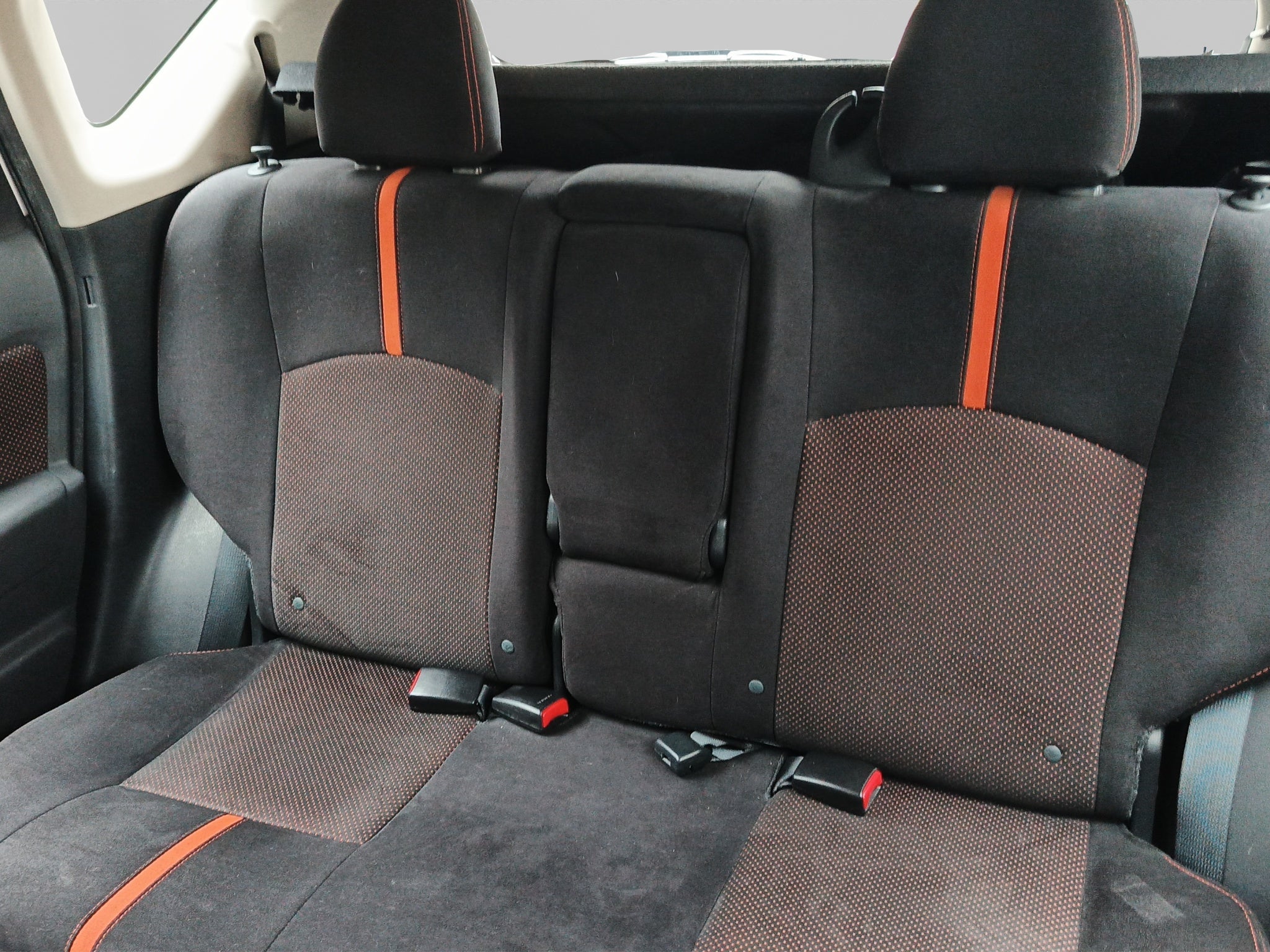 2019 Nissan NOTE 5 PTS SR CVT AAC F NIEBLA GPS FALDON RA-16