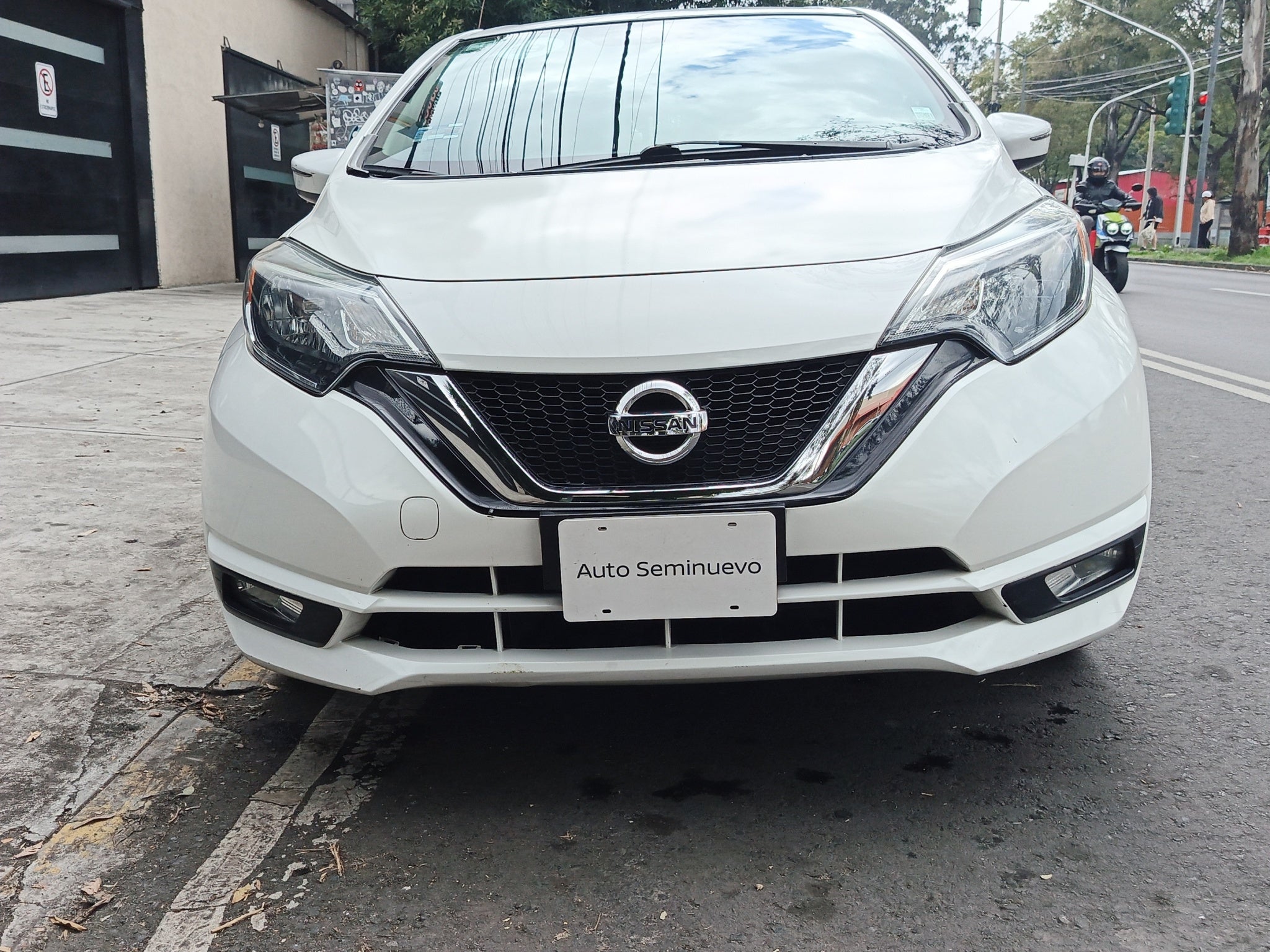 2019 Nissan NOTE 5 PTS SR CVT AAC F NIEBLA GPS FALDON RA-16