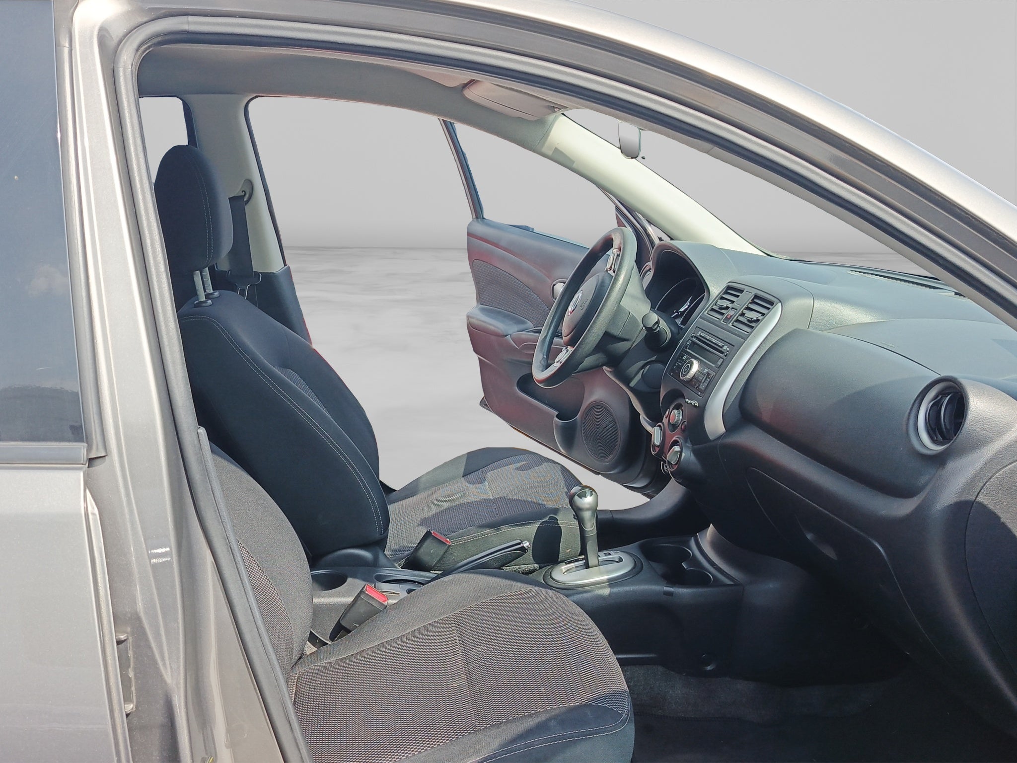 2014 Nissan VERSA 4 PTS ADVANCE TA AAC VE F NIEBLA RA-15