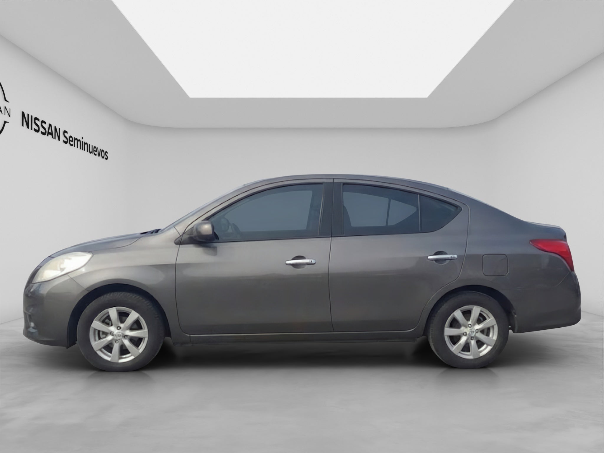 2014 Nissan VERSA 4 PTS ADVANCE TA AAC VE F NIEBLA RA-15