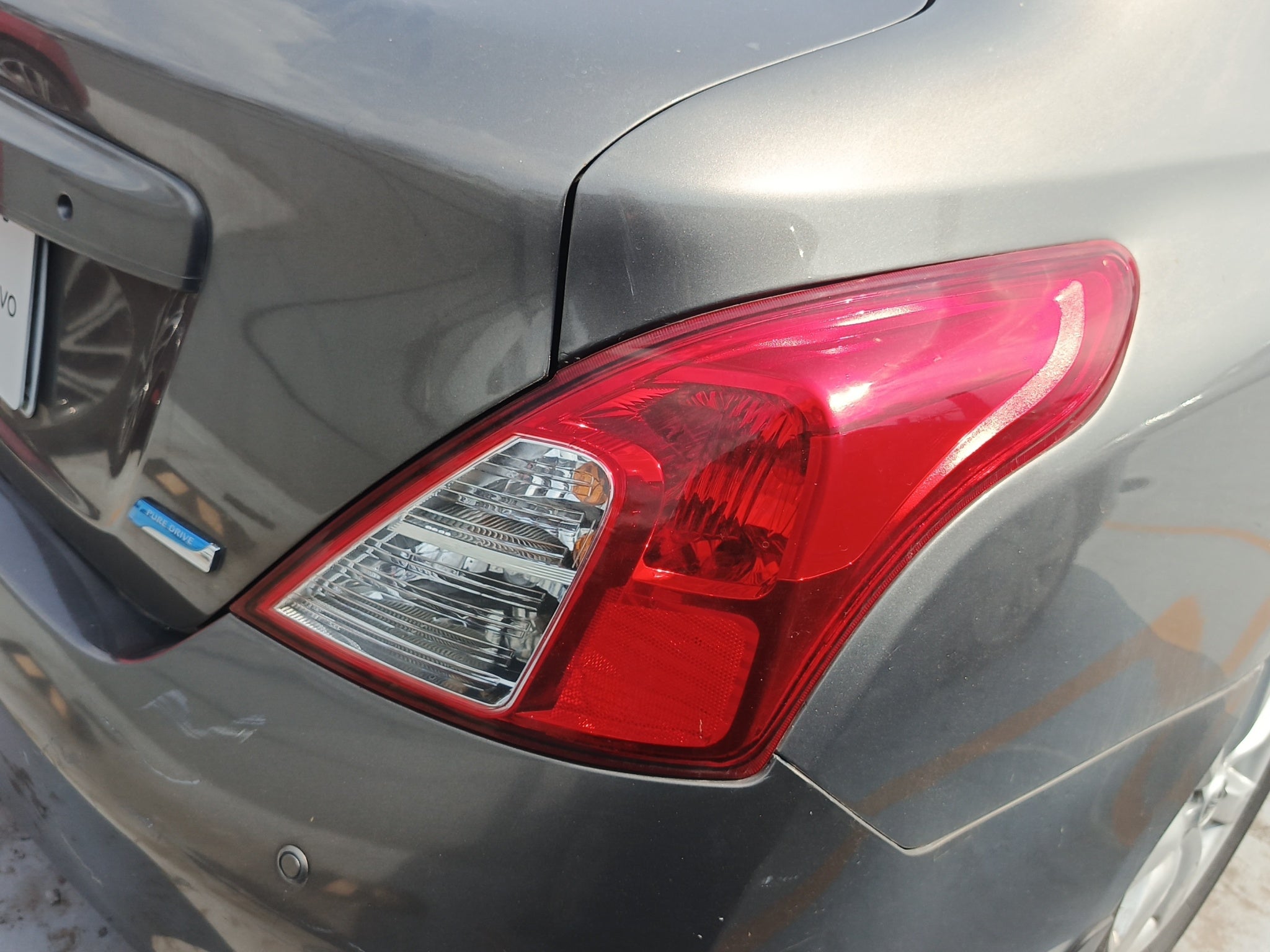 2014 Nissan VERSA 4 PTS ADVANCE TA AAC VE F NIEBLA RA-15
