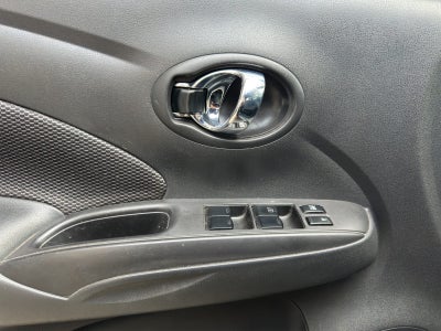 2017 Nissan VERSA 4 PTS ADVANCE TA AAC VE F NIEBLA RA-15