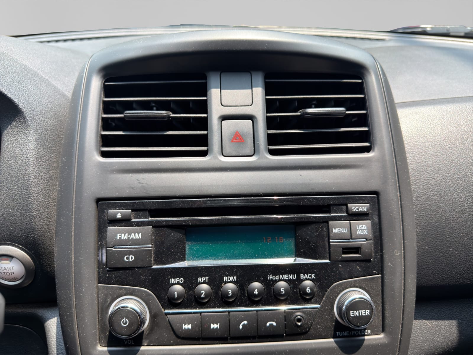 2018 Nissan VERSA 4 PTS SENSE TA AAC VE