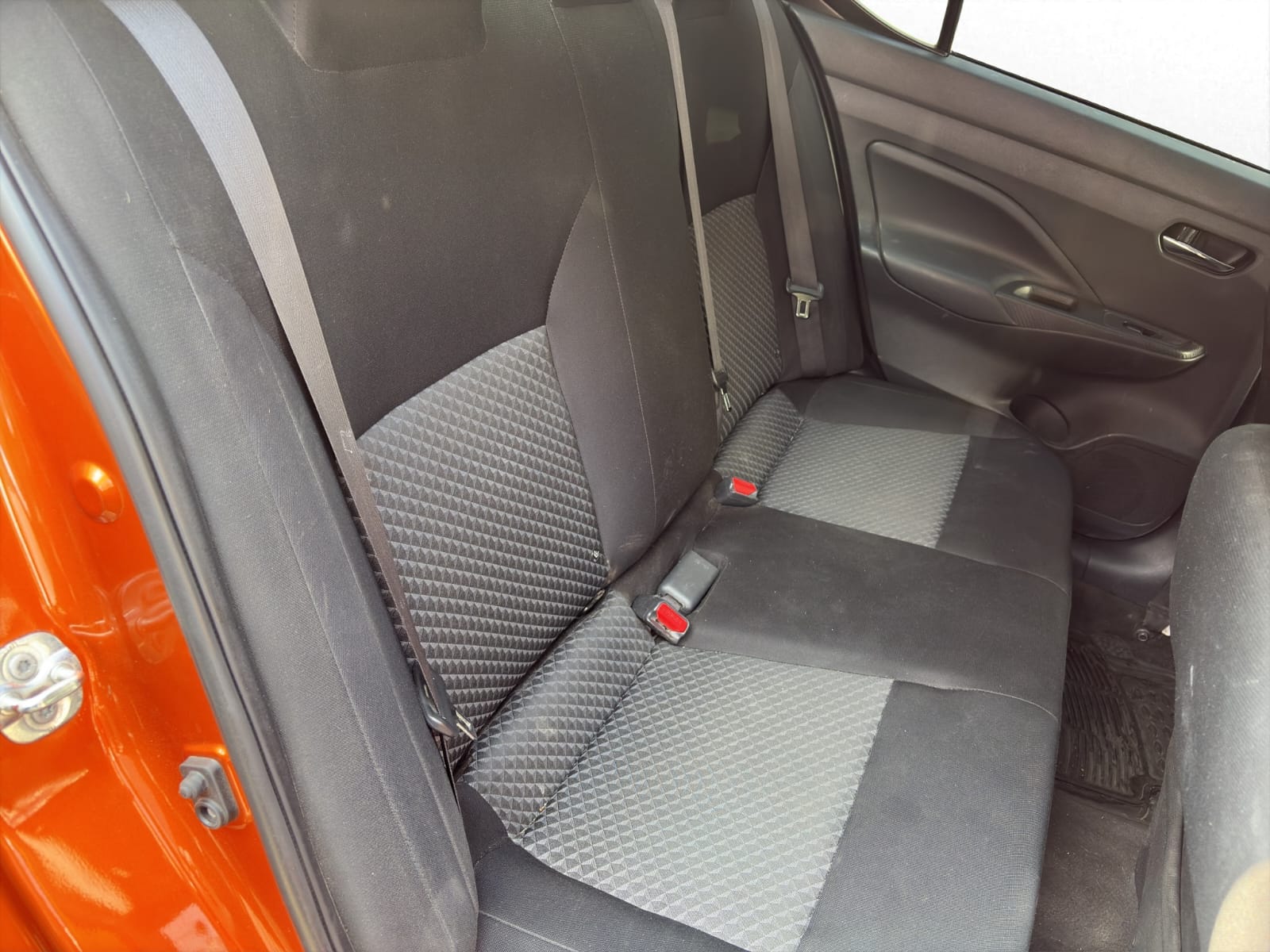 2021 Nissan VERSA 4 PTS SENSE TM5 AAC VE R-15