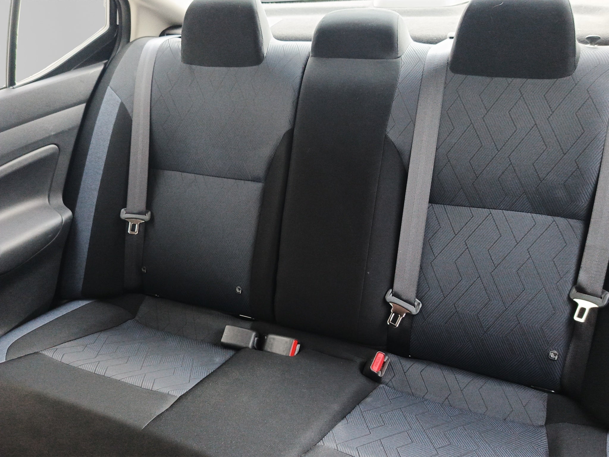 2023 Nissan VERSA 4P ADVANCE L41.6 AUT