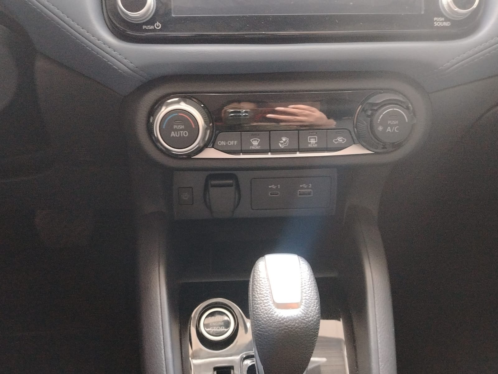 2024 Nissan VERSA 4P EXCLUSIVE L41.6 AUT