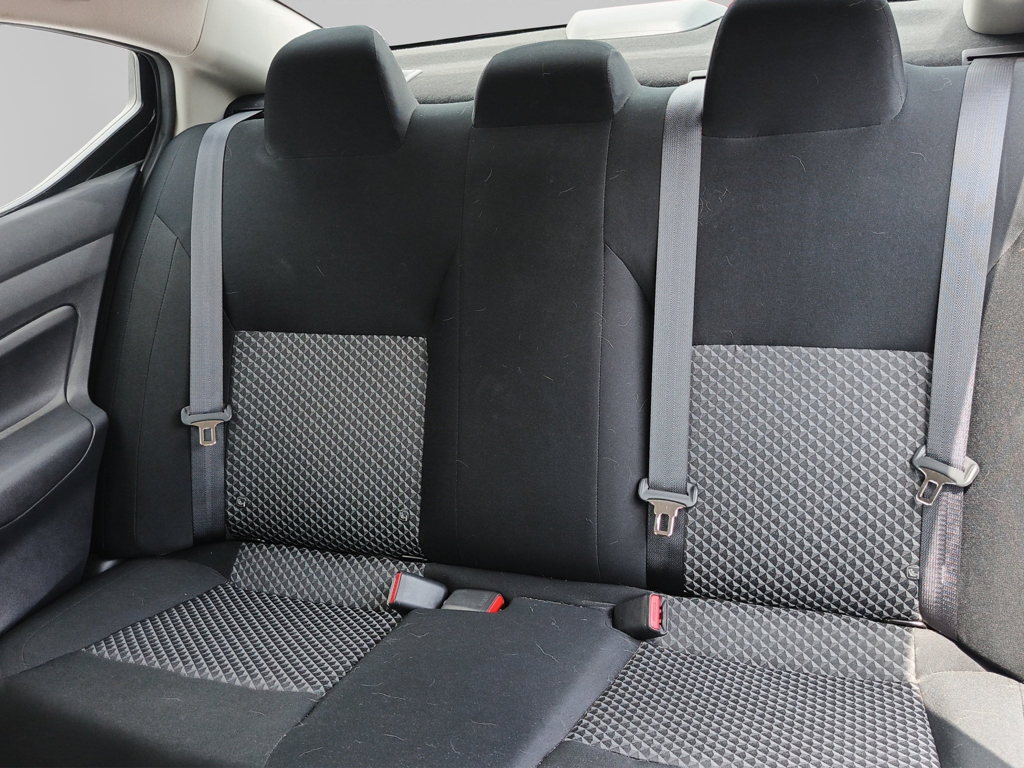 2024 Nissan VERSA 4P SENSE L41.6 AUT