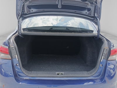 2024 Nissan VERSA 4P SENSE L41.6 AUT