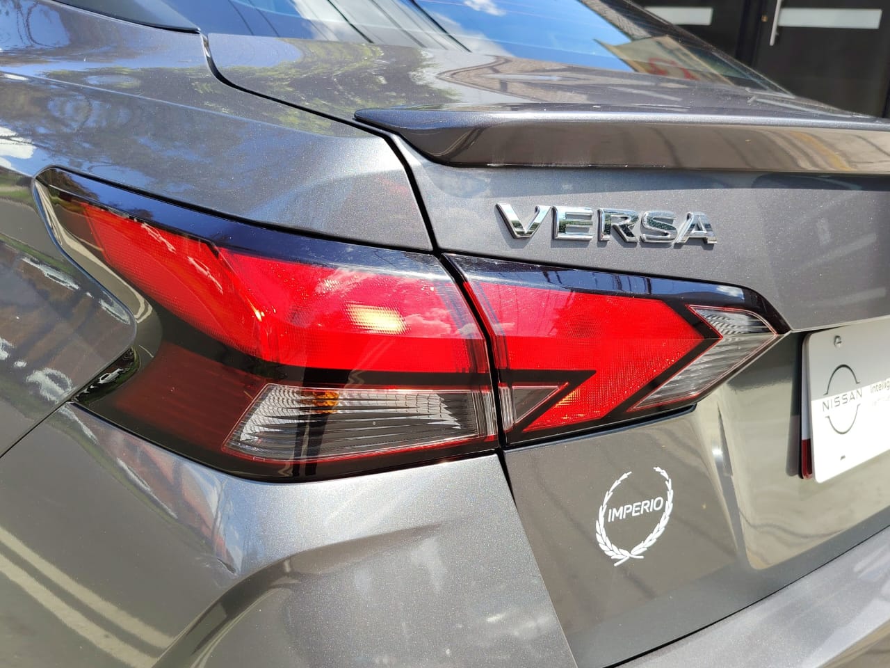2024 Nissan VERSA 4P SR L41.6 AUT