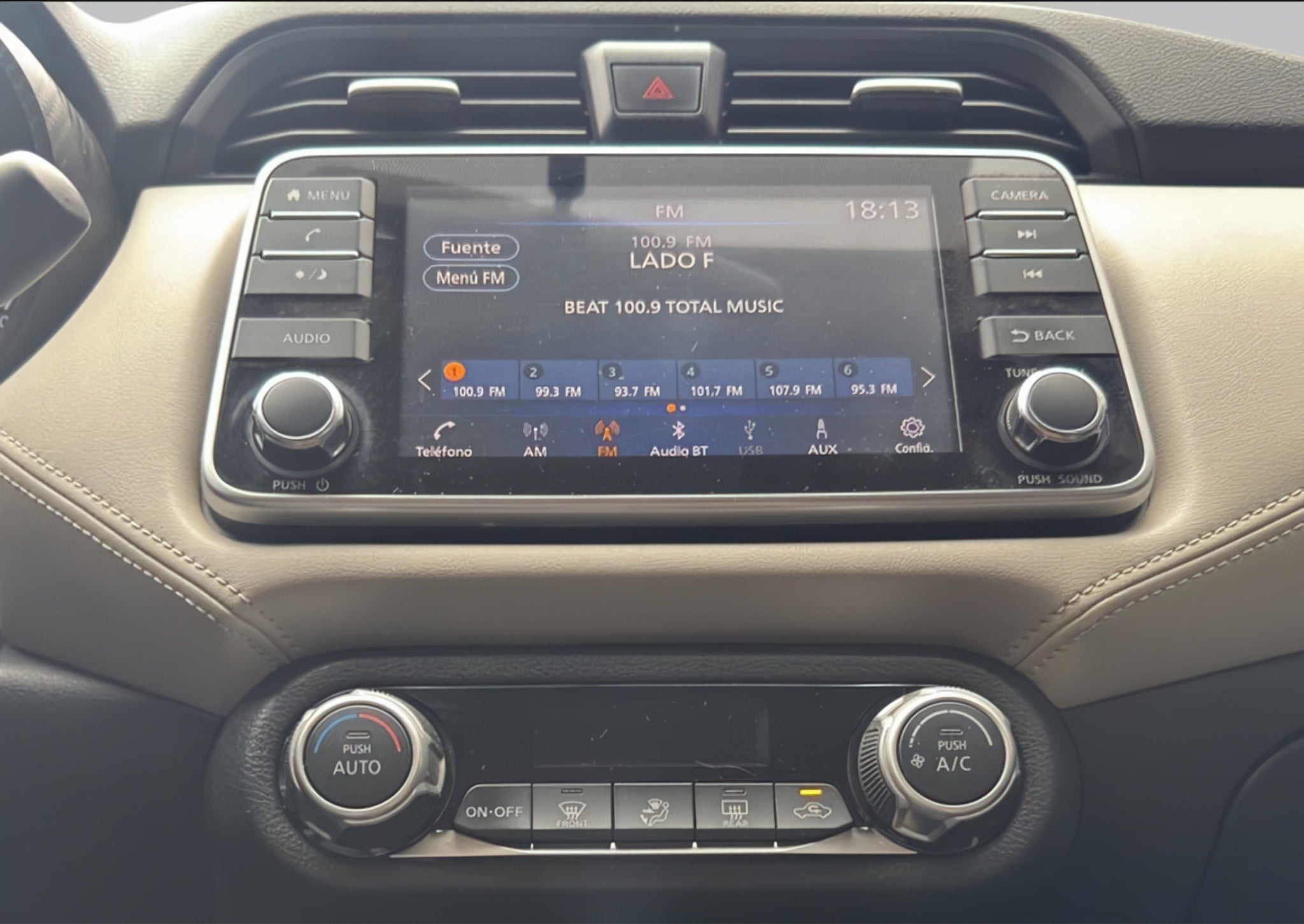 2022 Nissan VERSA 4 PTS ADVANCE TA AAC VE F NIEBLA RA-16