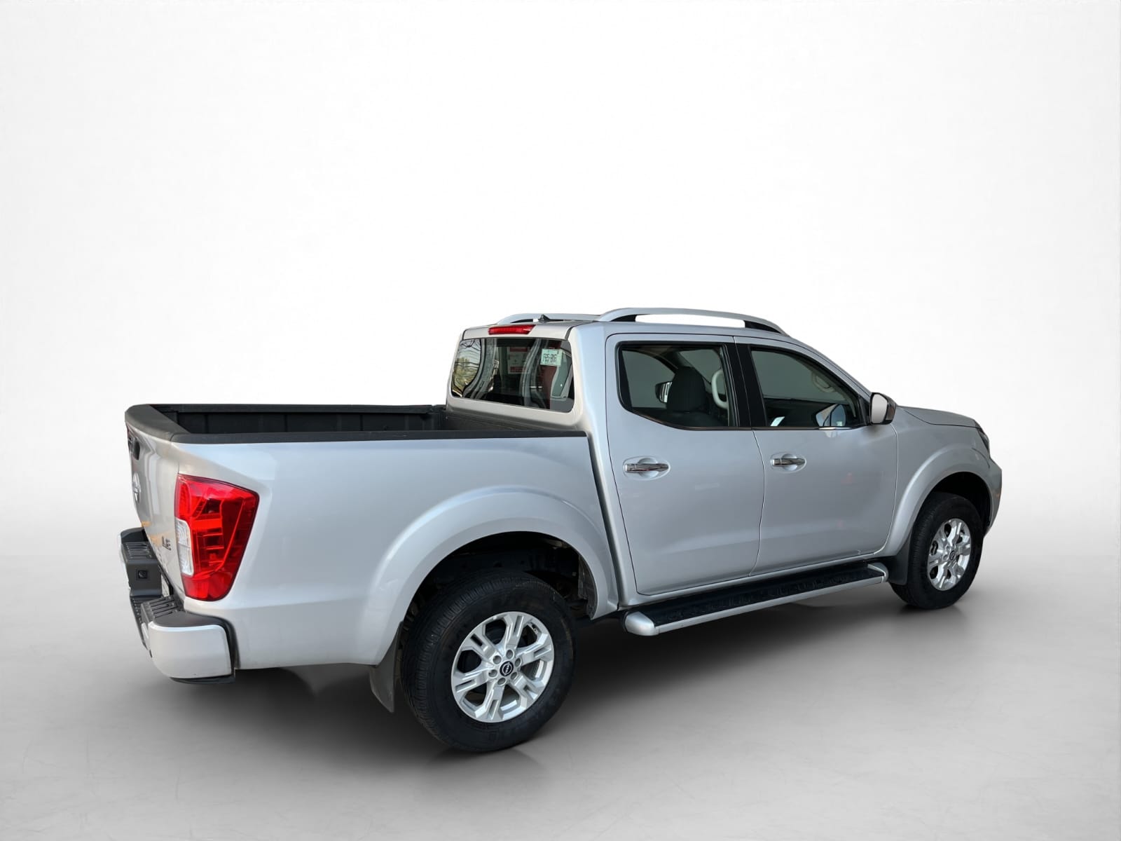2023 Nissan FRONTIER 4P LE L42.5 AUT