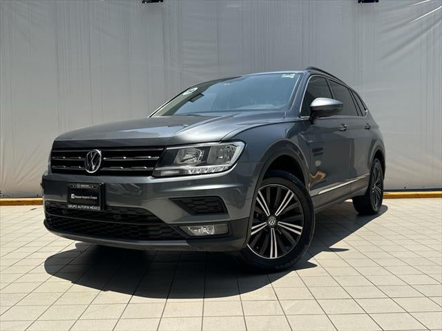 2019 Volkswagen TIGUAN 5 PTS COMFORTLINE 14T DSG PIEL CAMARA REVERSA F NIEBLA RA-17