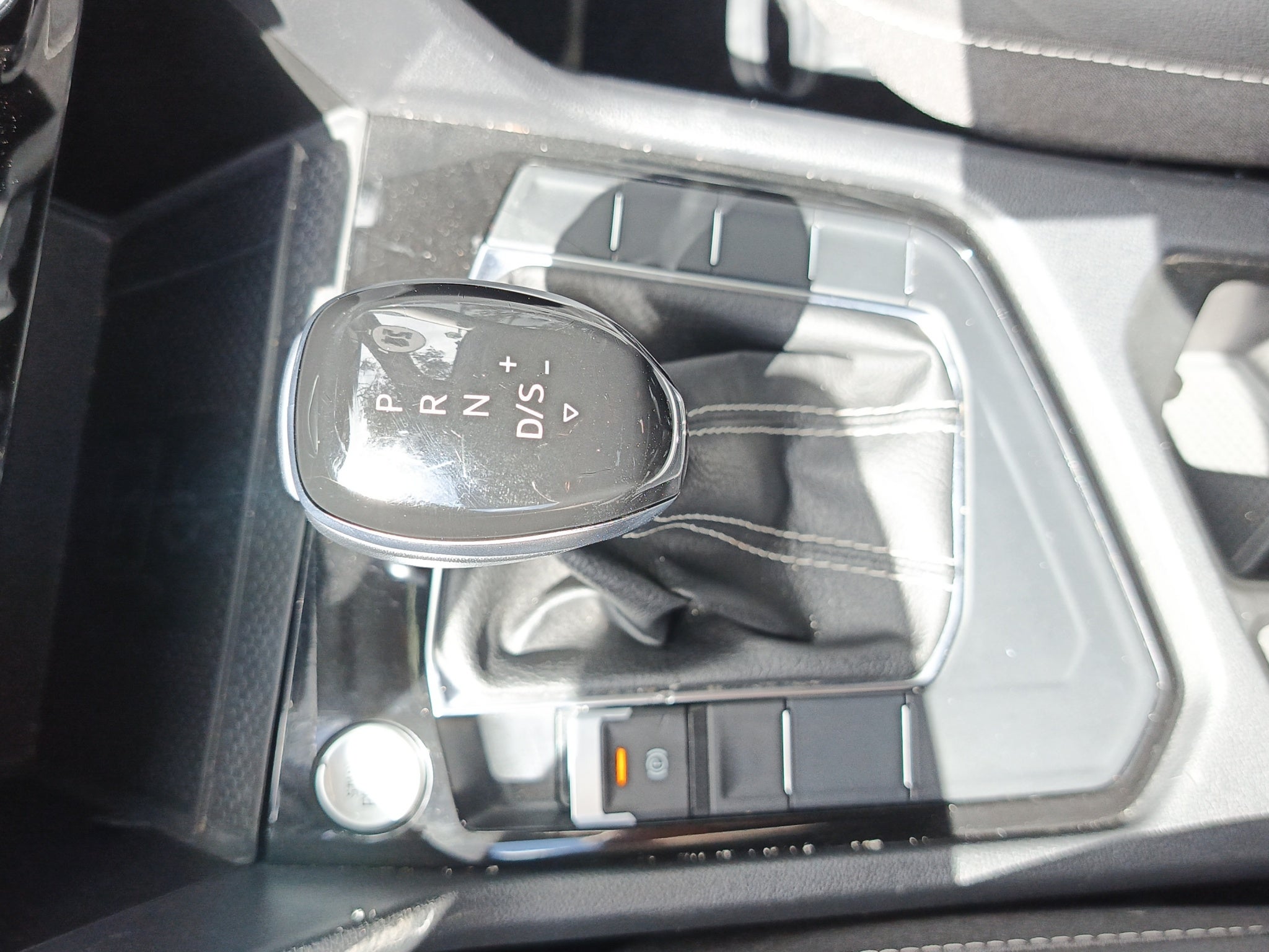 2024 Volkswagen TAOS 5P COMFORTLINE L41.4T AUT
