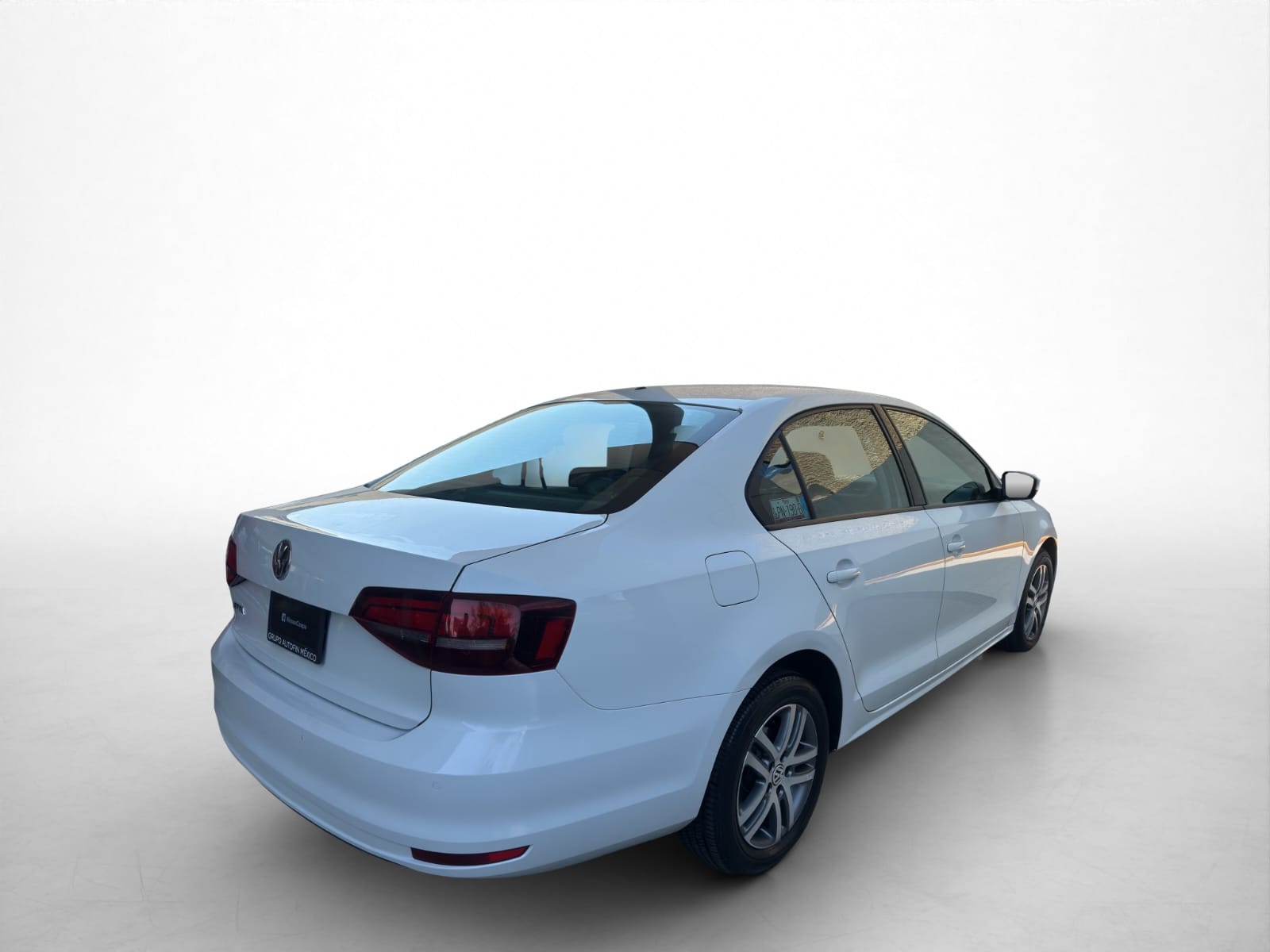 2018 Volkswagen JETTA 4 PTS TRENDLINE TA RA-16