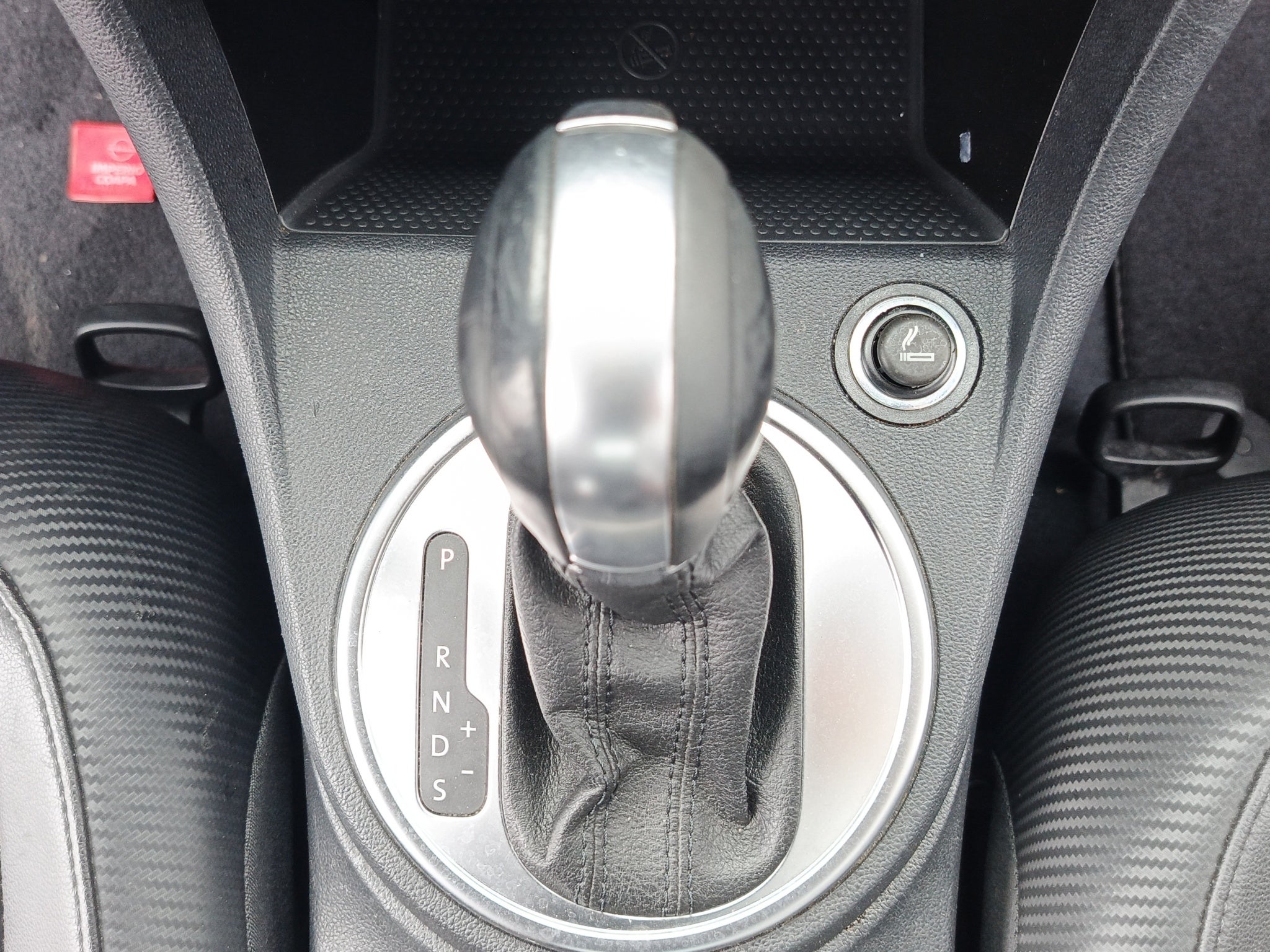 2015 Volkswagen BEETLE 3 PTS HB TURBO R LINE 210 HP TA VE6 CD PIEL QCP ALERON ASTOS DEPORTIVOS RA-19