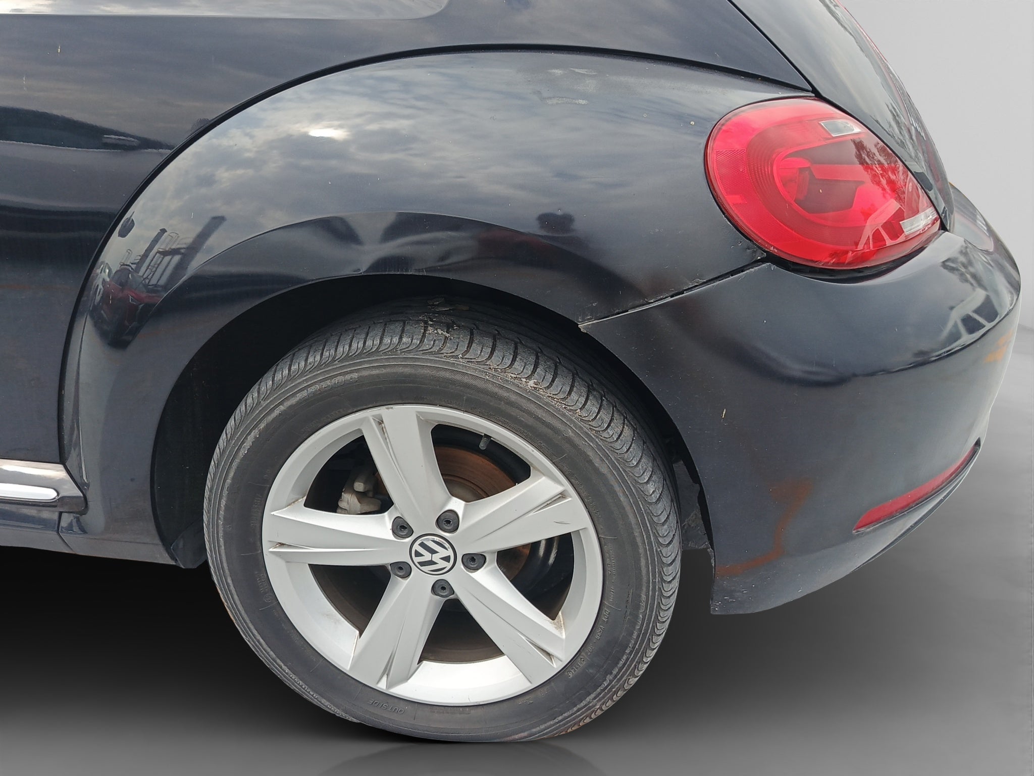 2015 Volkswagen BEETLE 3 PTS HB TURBO R LINE 210 HP TA VE6 CD PIEL QCP ALERON ASTOS DEPORTIVOS RA-19