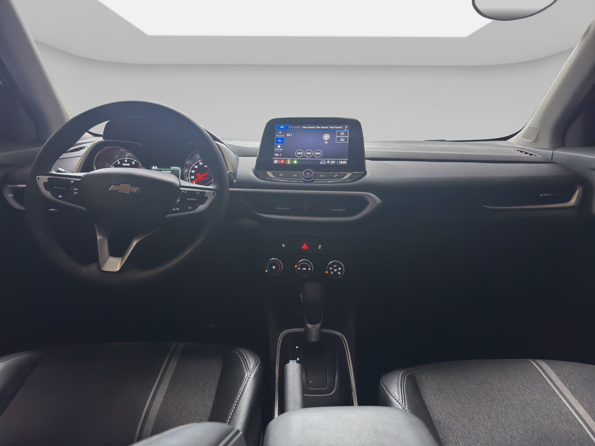 2023 Chevrolet TRACKER D 5 PTS PREMIER 12T TA F LED PIEL TP RA-17 BITONO