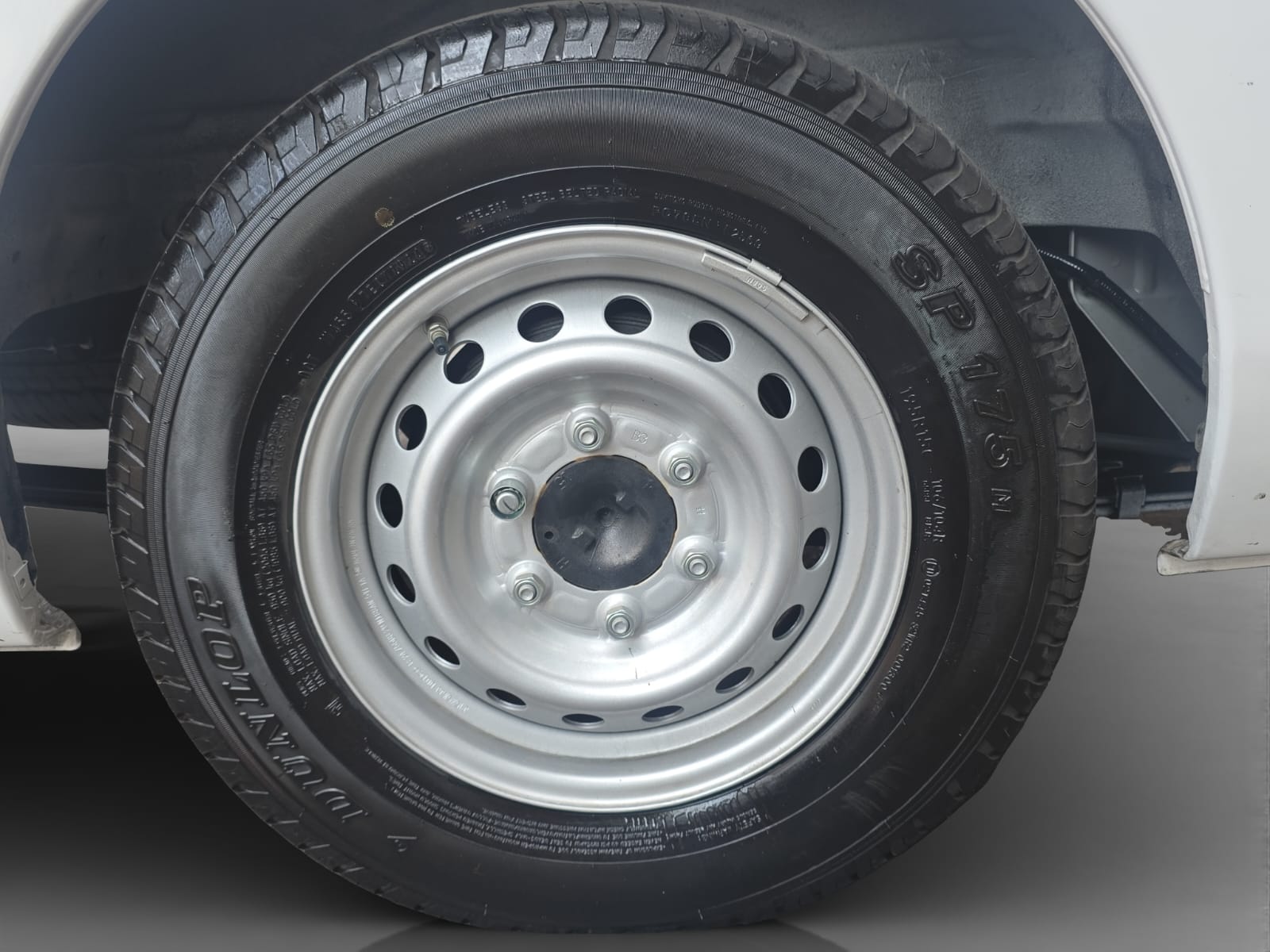 2024 Nissan URVAN 4P AMPLIA L42.5 MAN