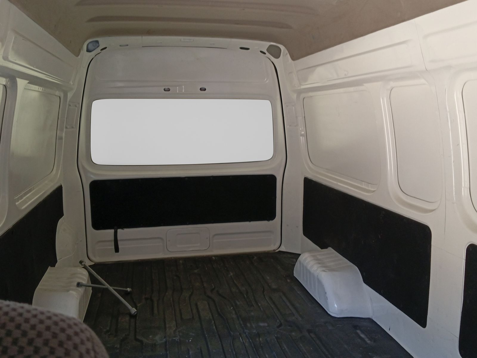 2022 Nissan URVAN 4 PTS AMPLIA VENTANAS TM5