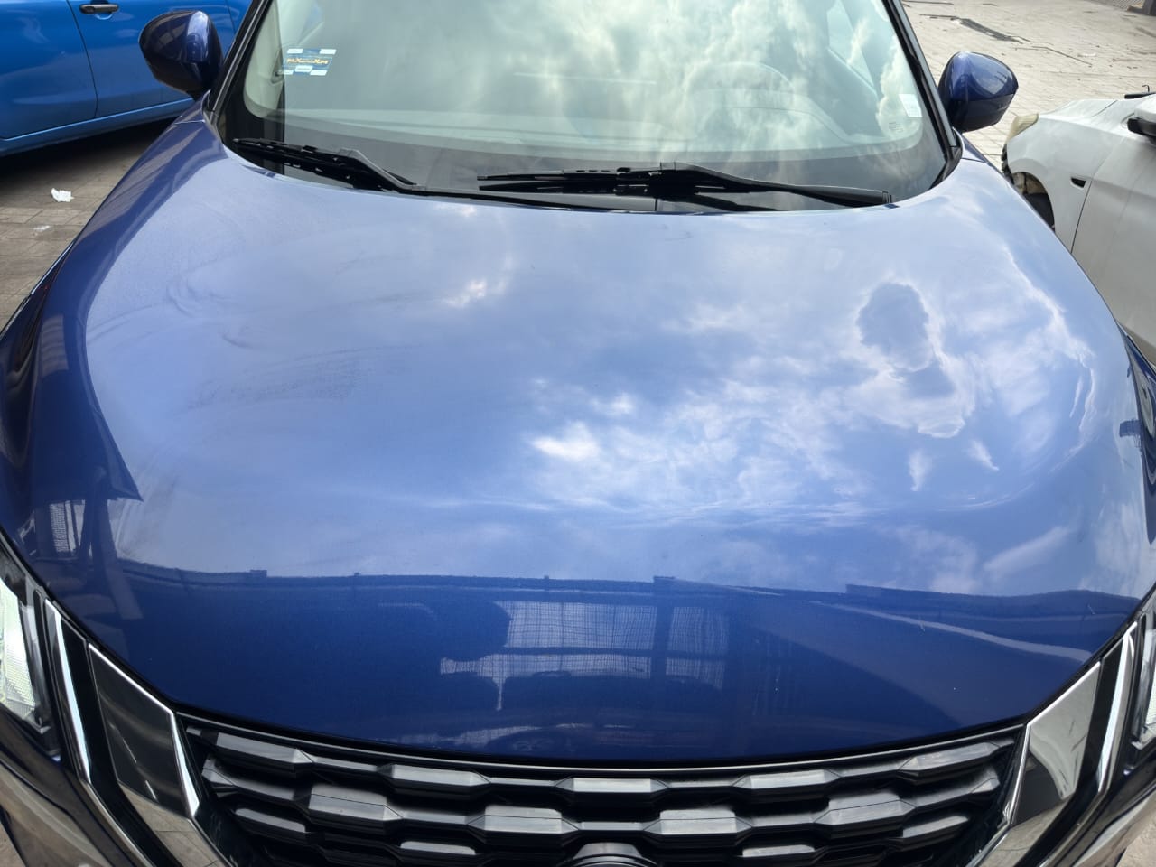 2023 Nissan X-TRAIL PLATINUM 2 FILAS