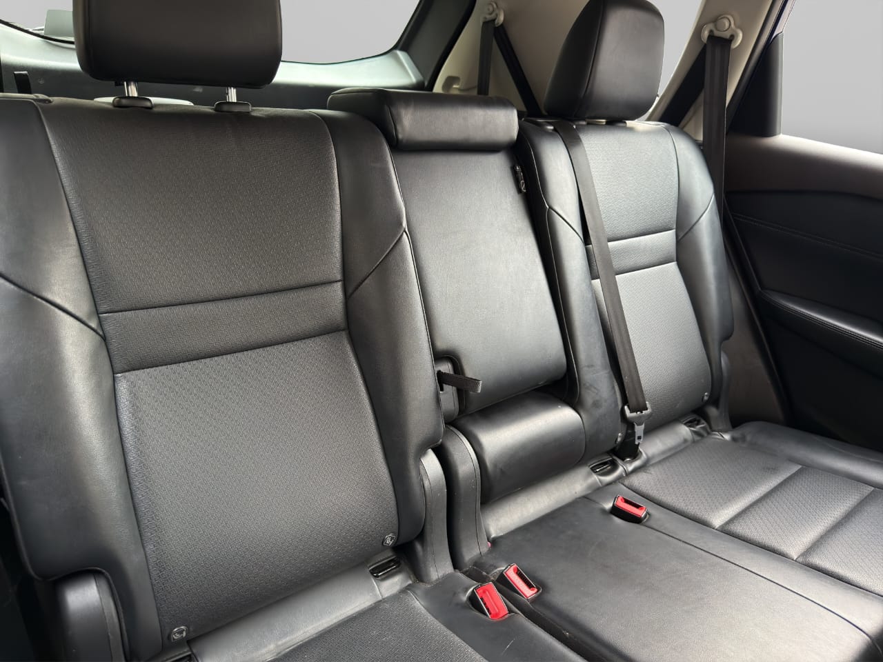 2023 Nissan X-TRAIL PLATINUM 2 FILAS