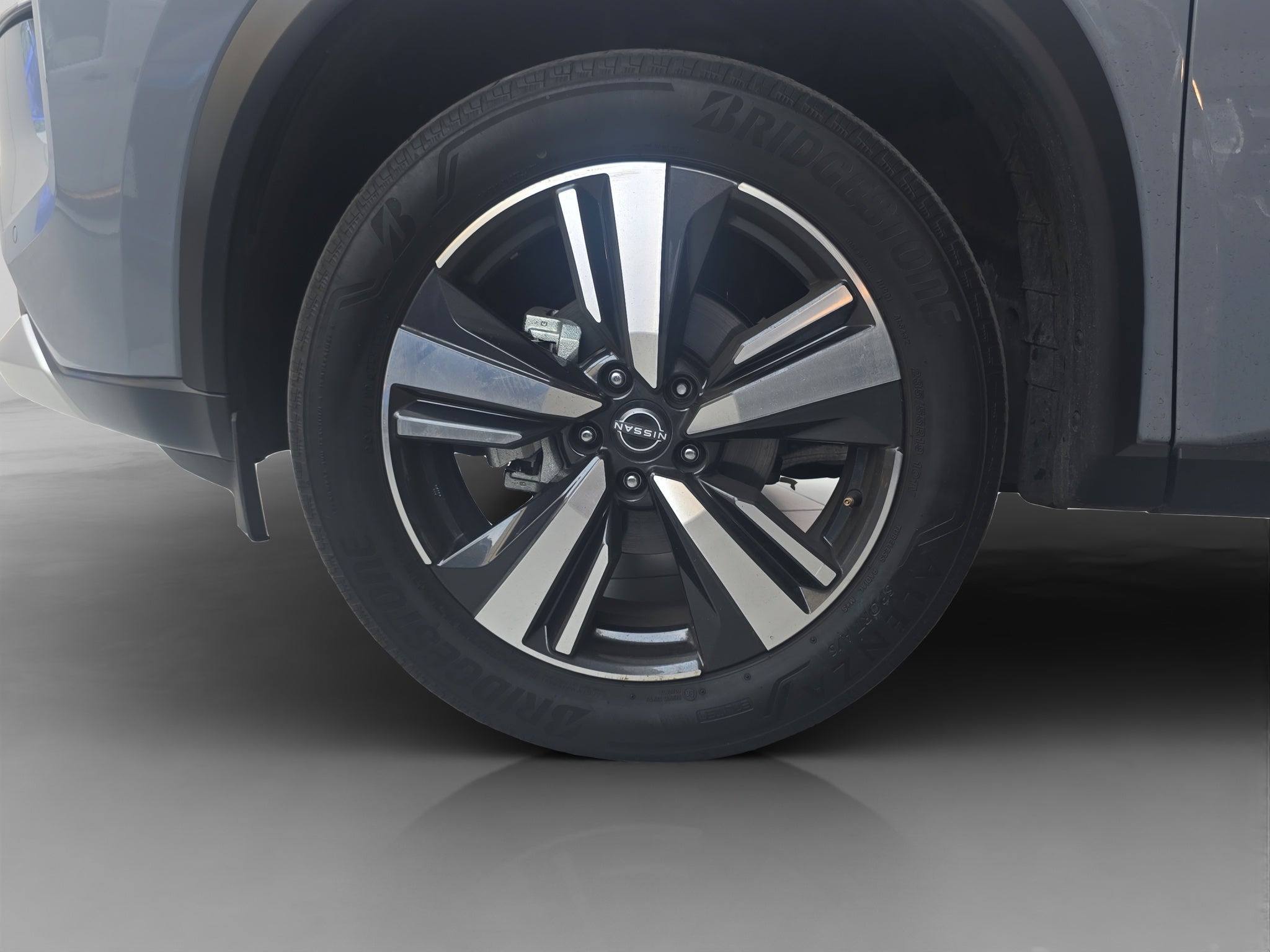 2025 Nissan X-TRAIL 5P PLATINUM PLUS 2 ROW L42.5 AUT