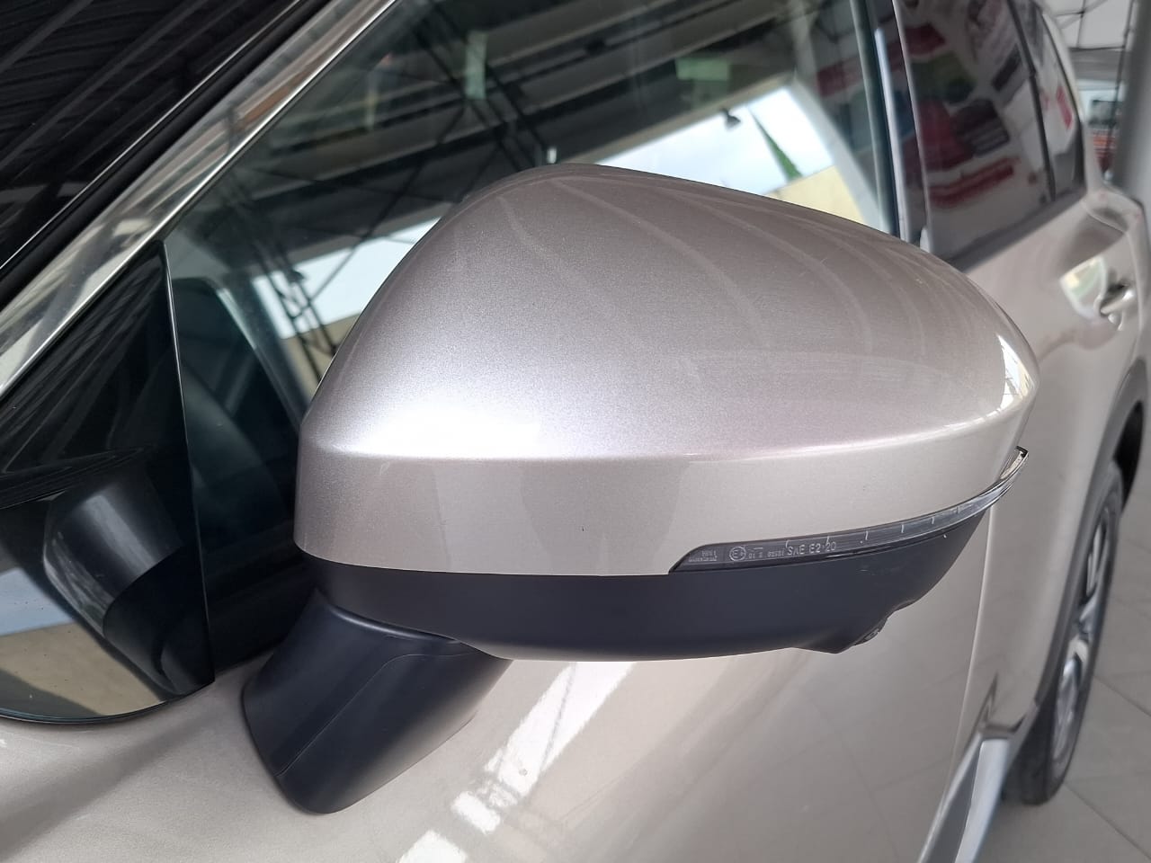 2026 Nissan X-TRAIL 5P PLATINUM E.POWER HEV L31.5 AUT
