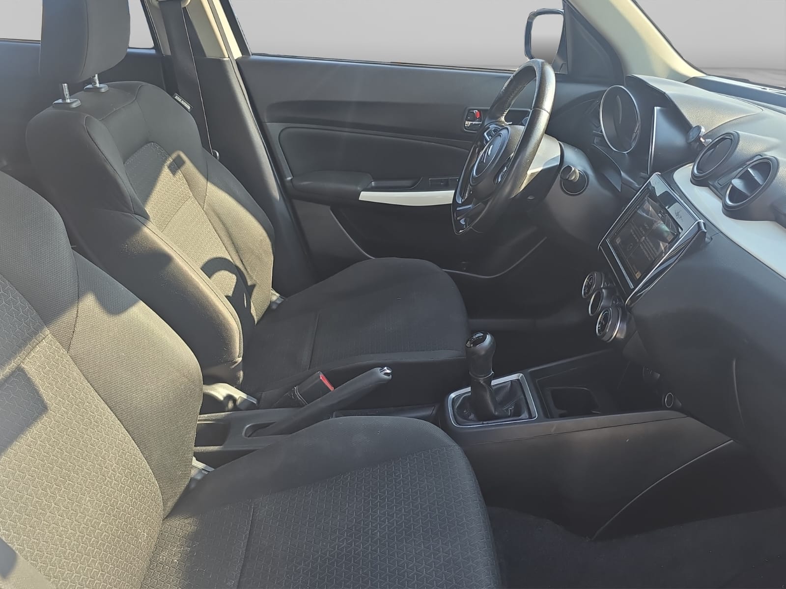 2018 SUZUKI SWIFT 5 PTS HB BOOSTERJET L3 10T TA AAC AUT RA-16