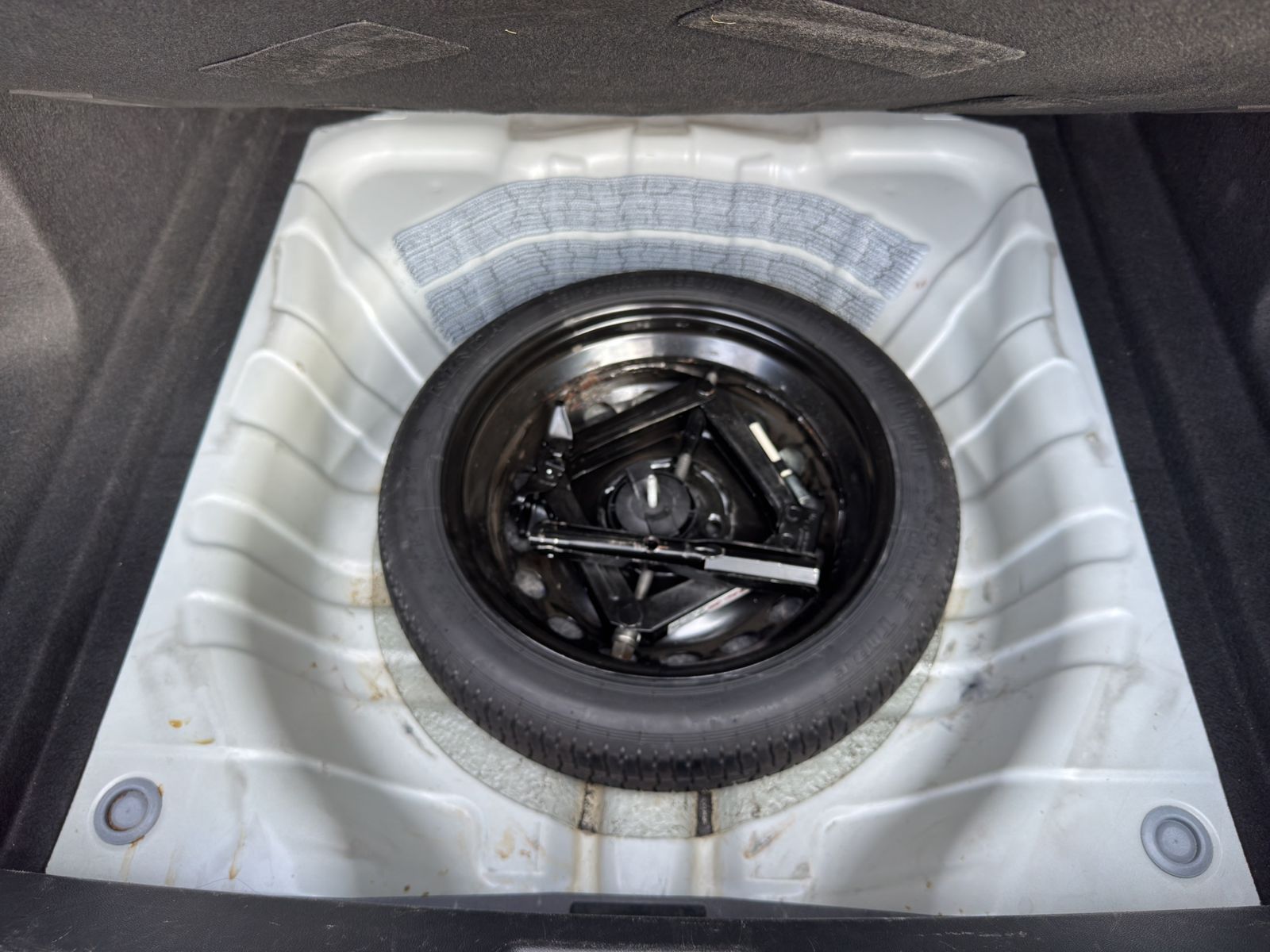 2023 Chevrolet ONIX 4 PTS PREMIER RED LINE 10T TA AAC AUT BA VE F LED QC RA-16