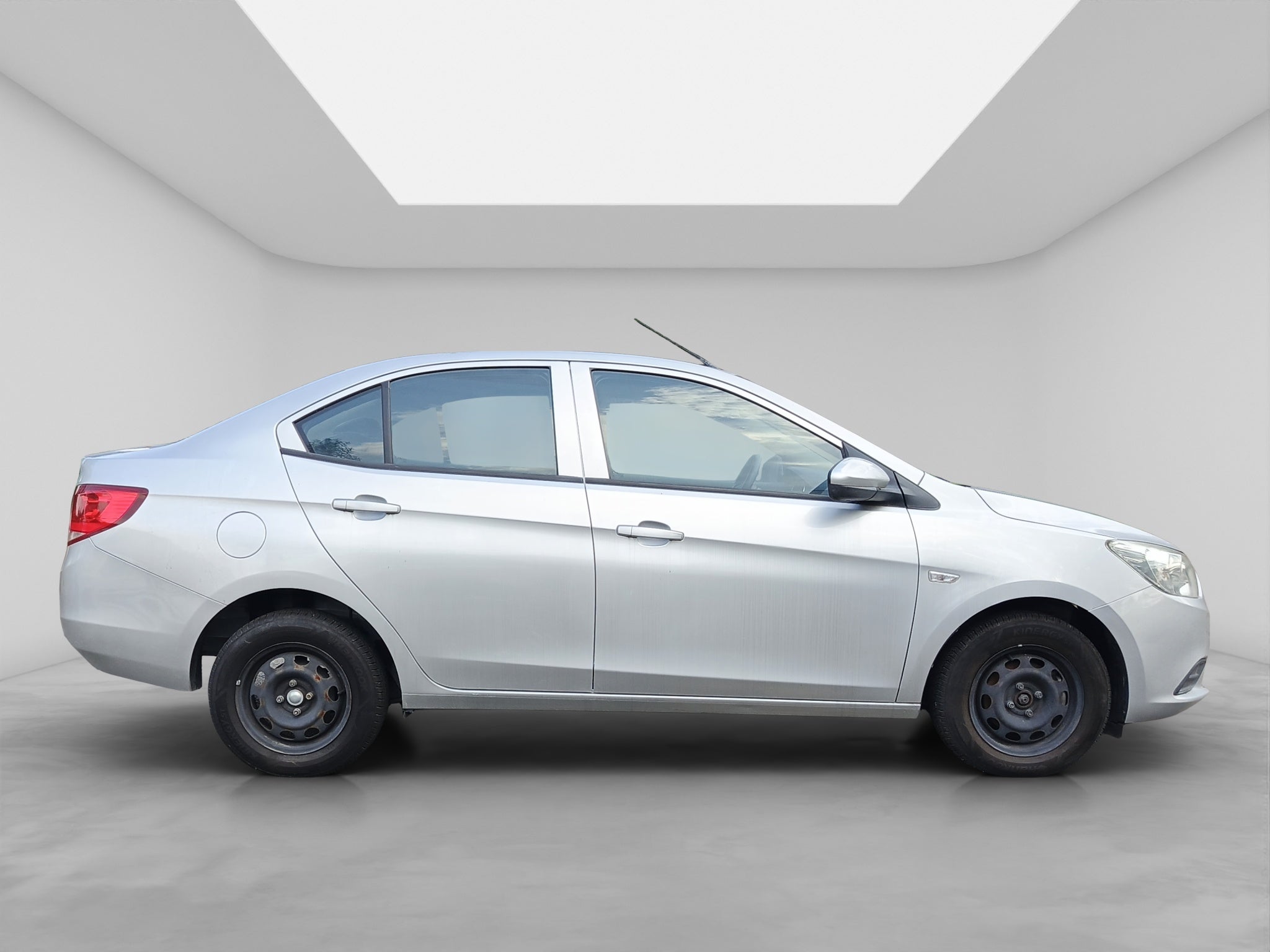 2020 Chevrolet AVEO 4 PTS LS TA AAC R-14
