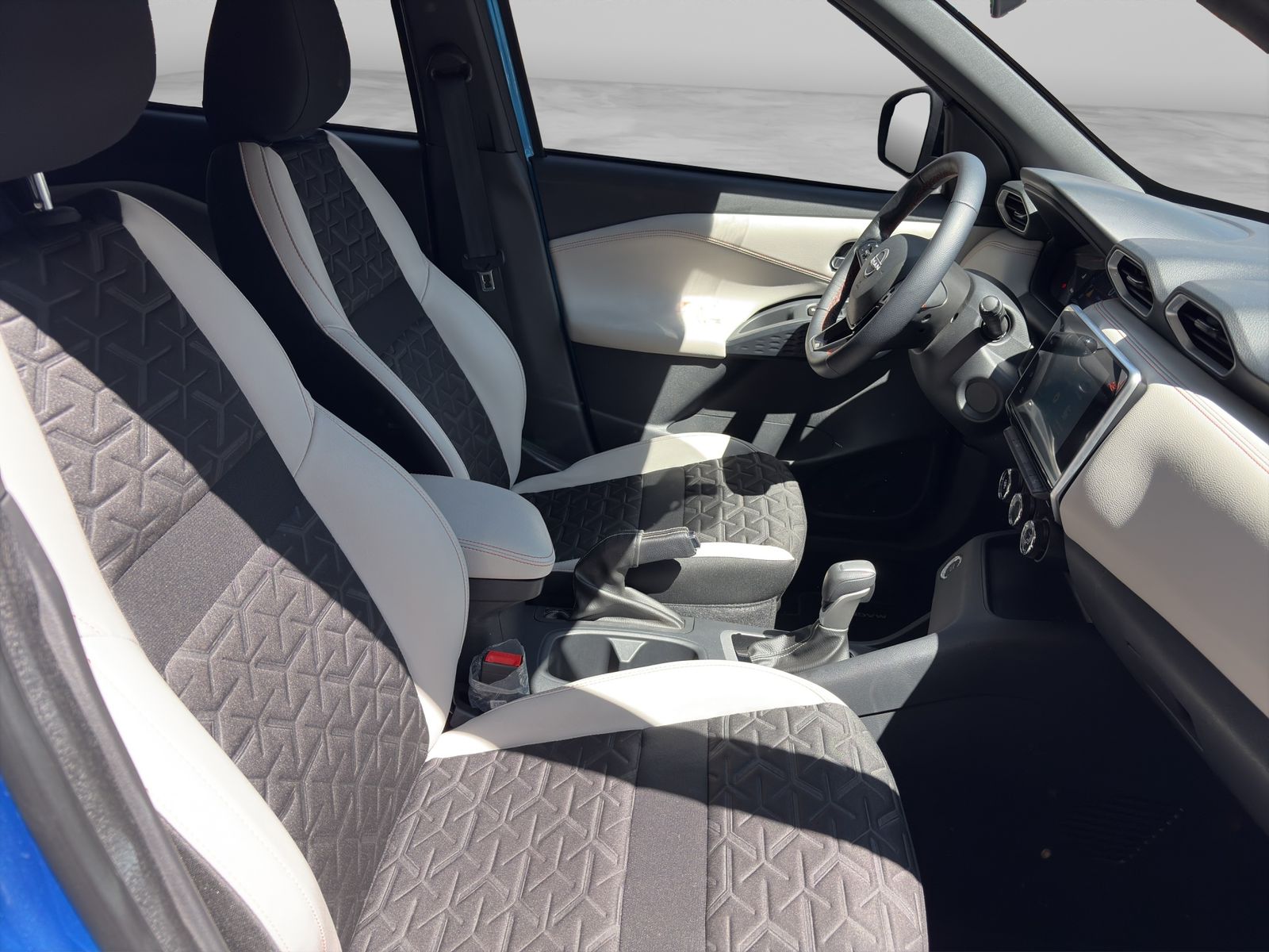 2025 Nissan MAGNITE 5 PUERTAS EXCLUSIVE 1.0 LTS CVT T