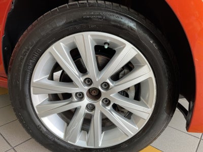 2016 Volkswagen POLO 5 PTS HB 16L TM5 RA-15