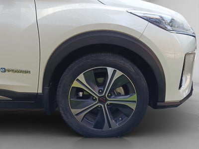 2023 Nissan KICKS 5 PTS E-POWER PLATINUM ELECTA PIEL ADAS RA-17