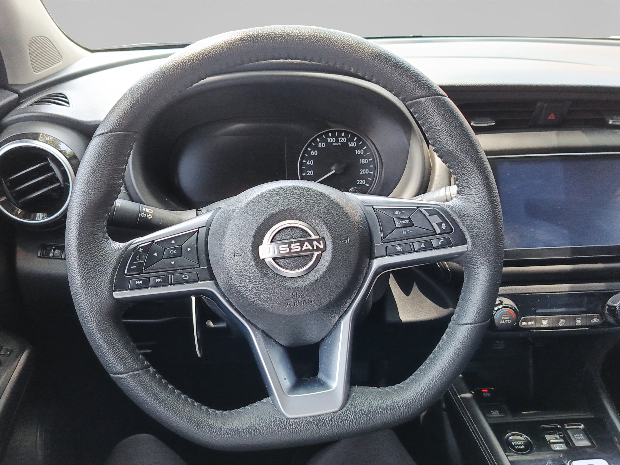 2023 Nissan KICKS 5 PTS E-POWER PLATINUM ELECTA PIEL ADAS RA-17